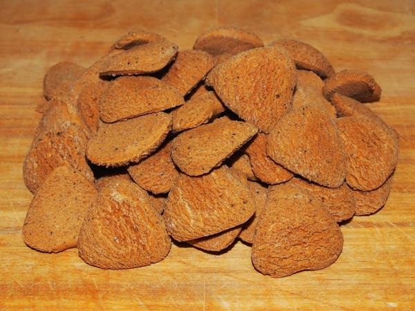 Lososové sušenky s červenou řepou a koprem 125 g