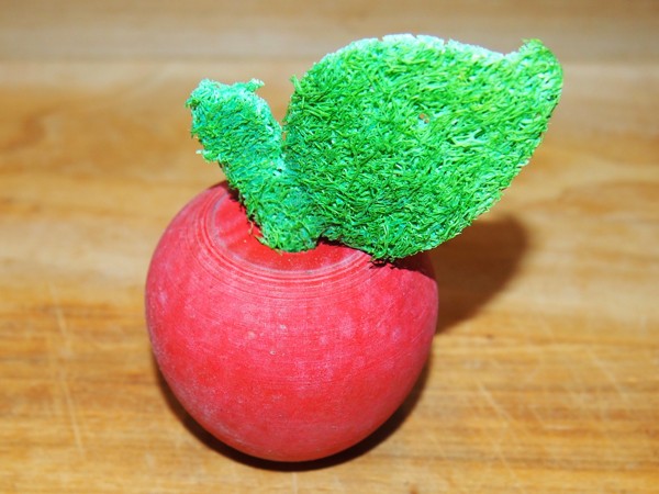 Jablko ze dřeva s lufou - 5,5 × 9 cm